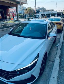 هیوندای ئەلەنترا